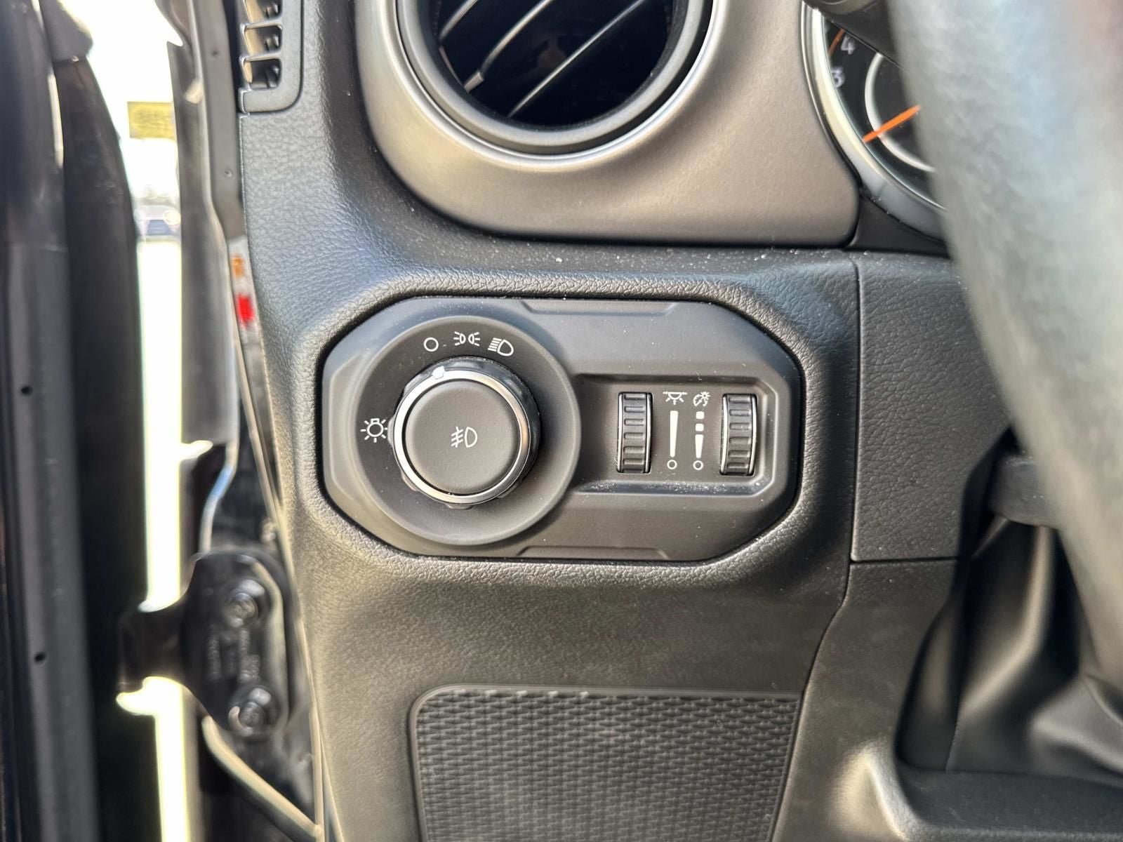 2022 Jeep Wrangler Willys