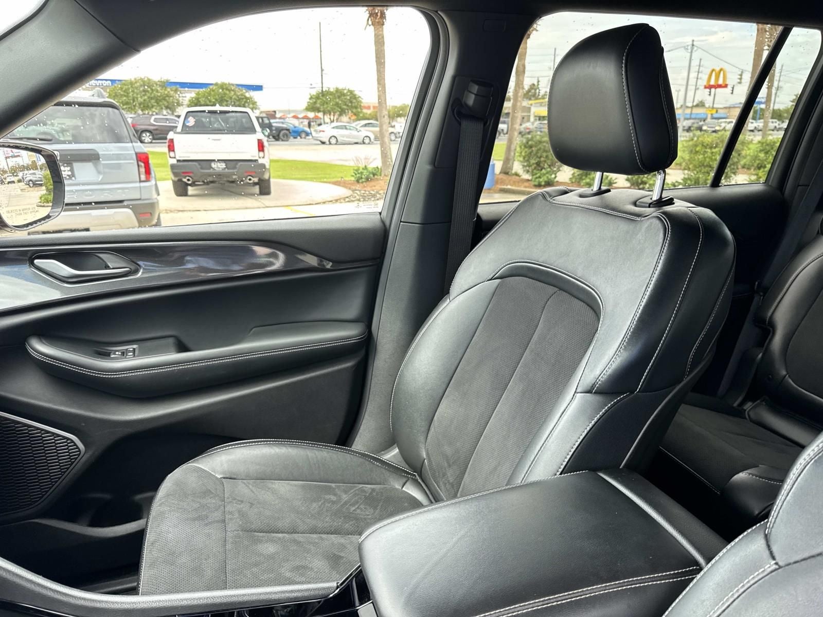 2022 Jeep Grand Cherokee L Altitude