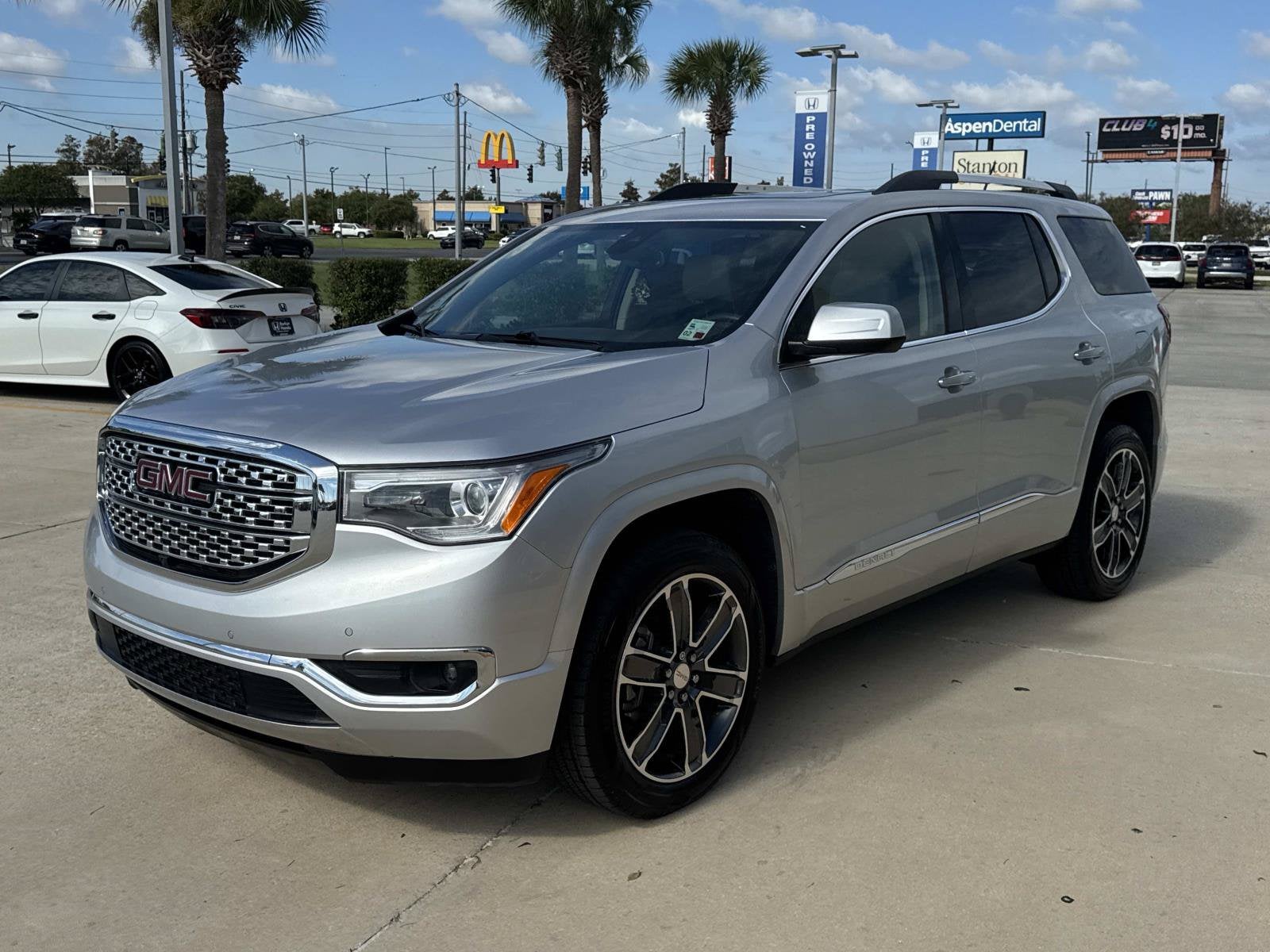 2019 GMC Acadia Denali