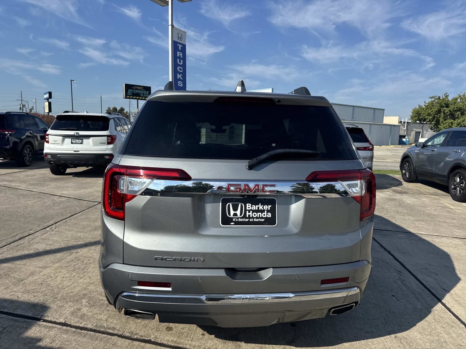 2023 GMC Acadia Denali