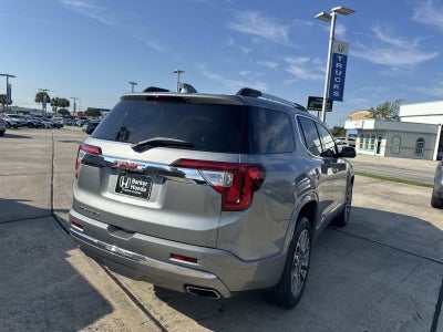 2023 GMC Acadia Denali