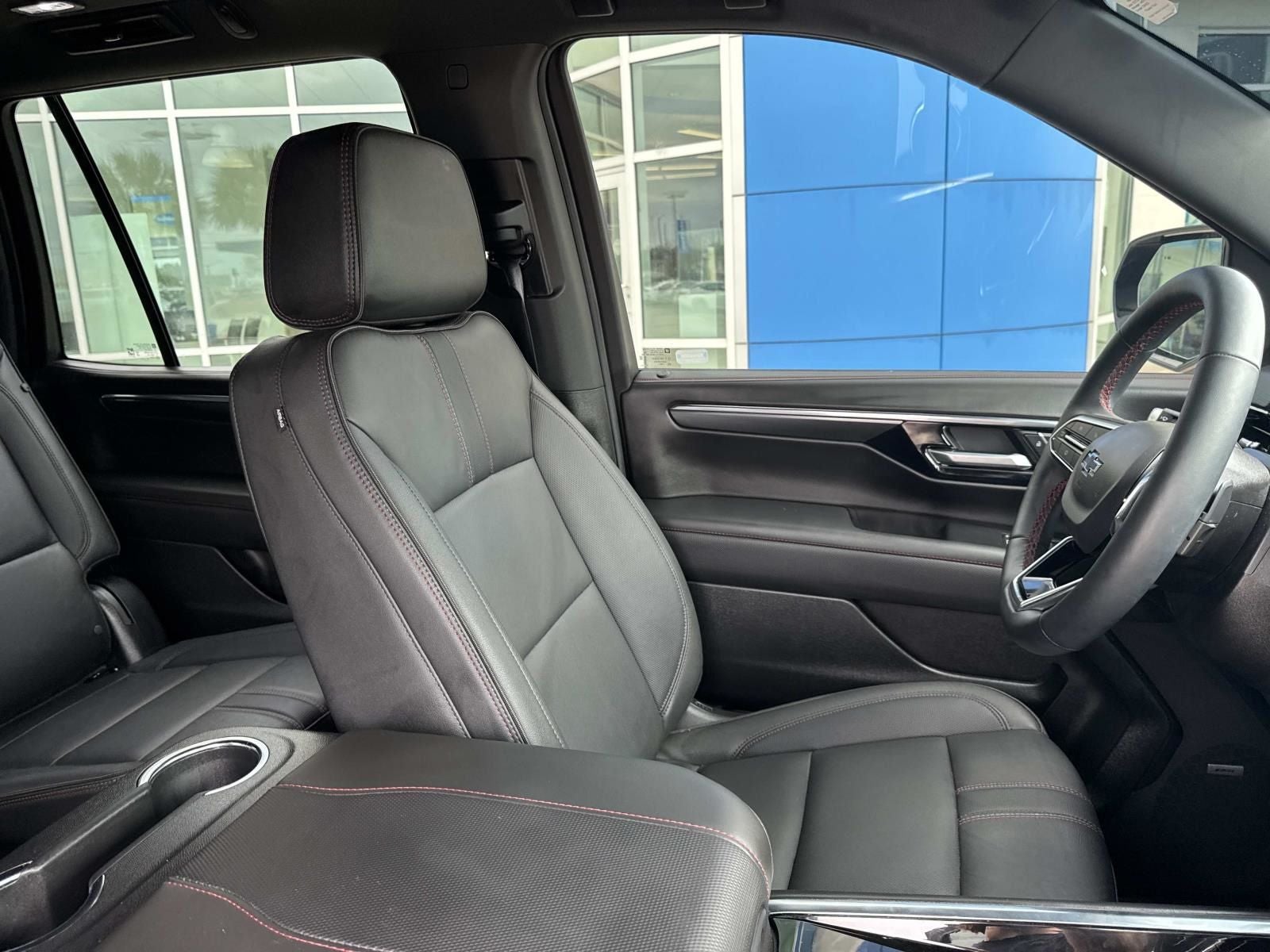 2025 Chevrolet Tahoe RST