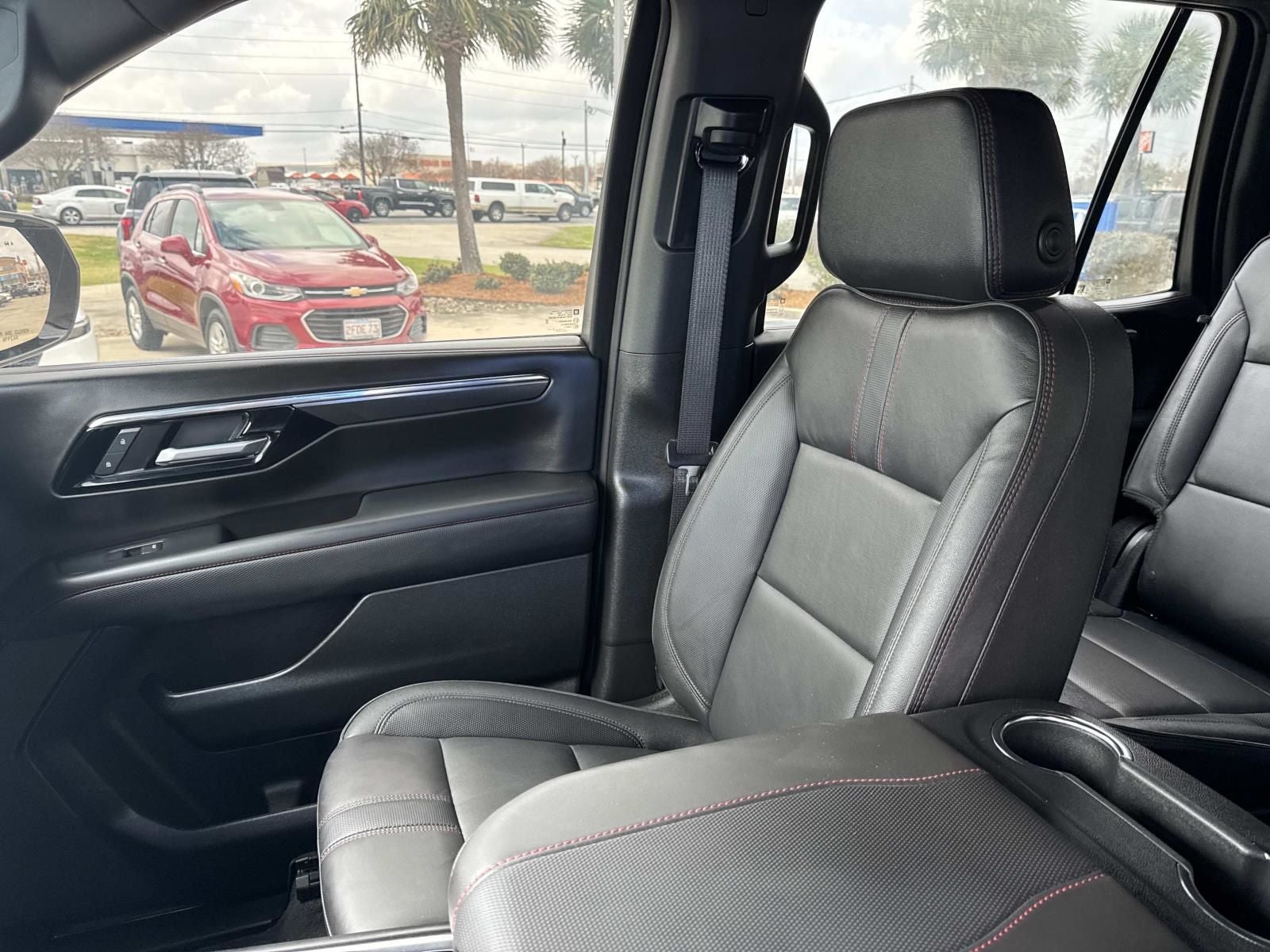 2025 Chevrolet Tahoe RST