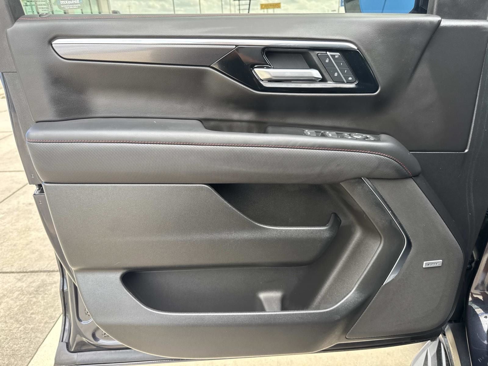 2025 Chevrolet Tahoe RST