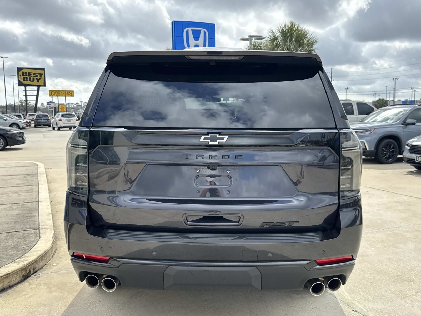 2025 Chevrolet Tahoe RST