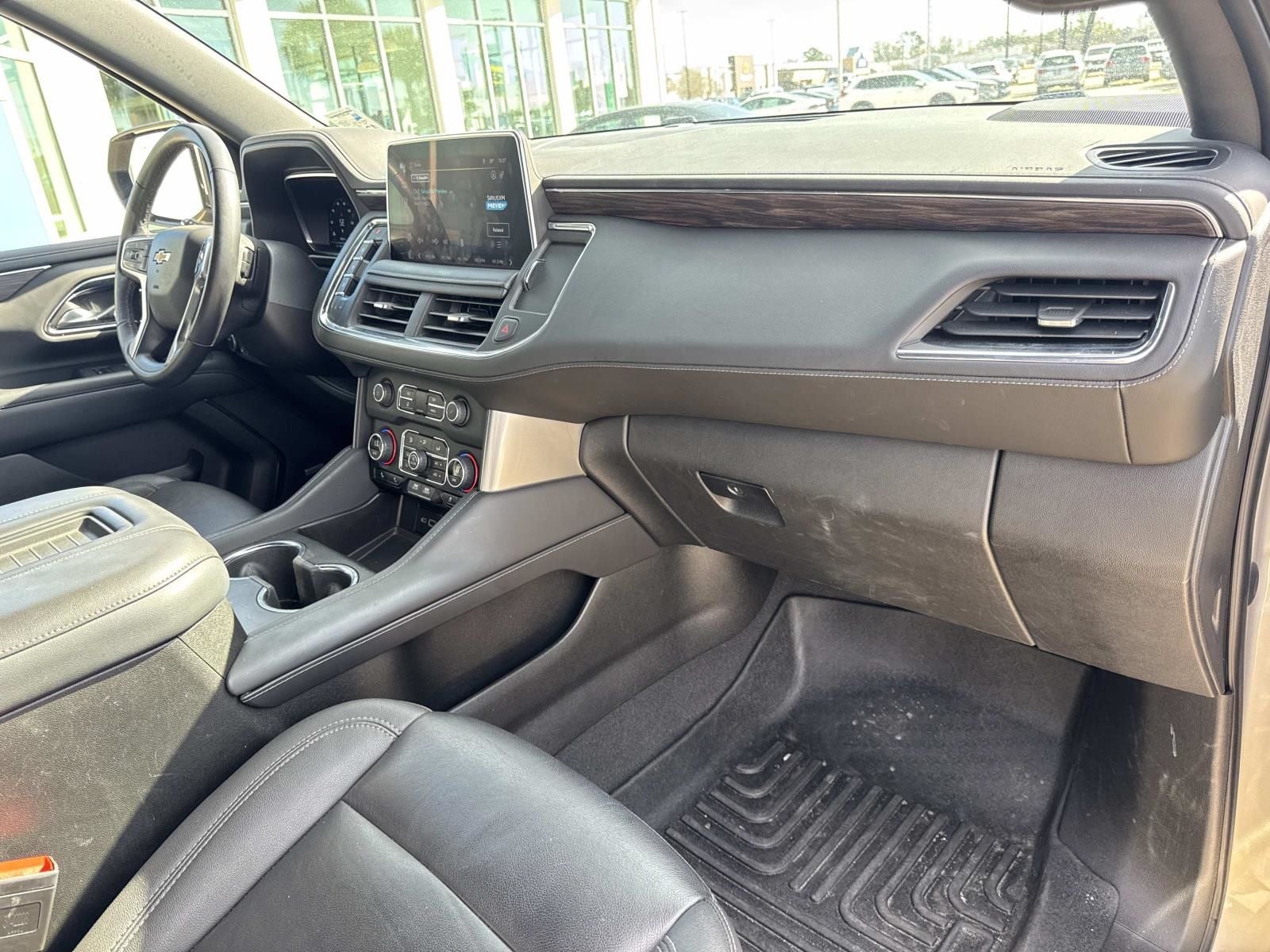 2023 Chevrolet Suburban LT