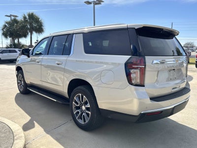 2023 Chevrolet Suburban LT