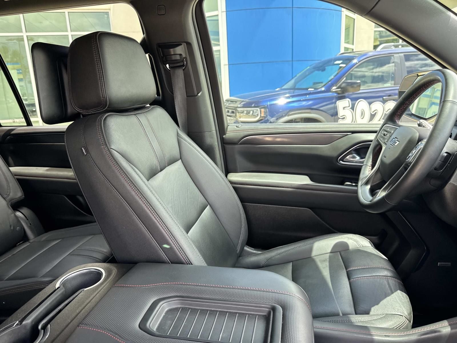 2023 Chevrolet Suburban RST