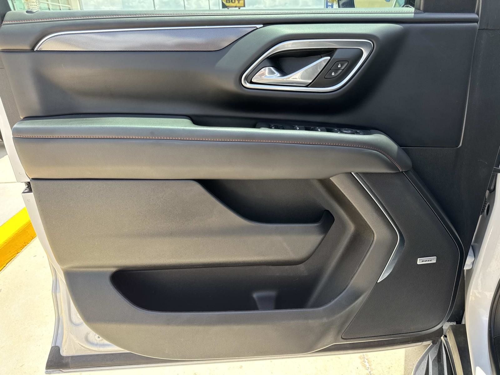 2023 Chevrolet Suburban RST