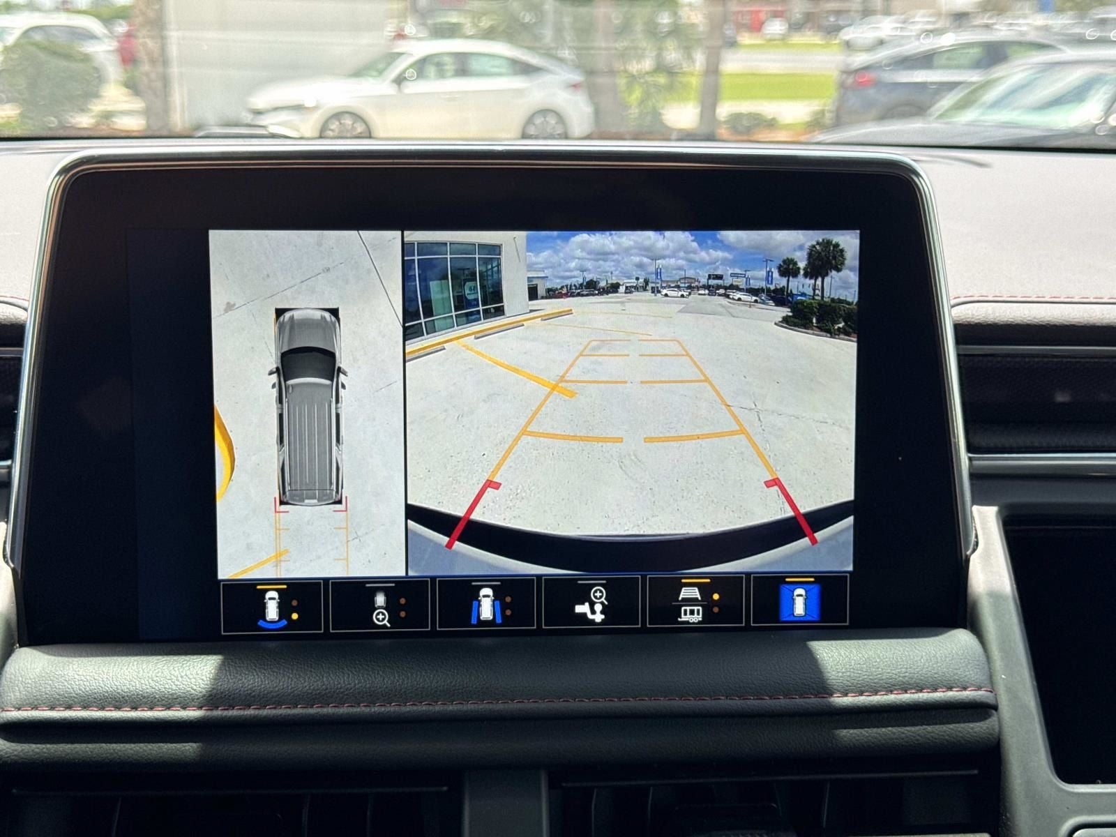 2023 Chevrolet Suburban RST