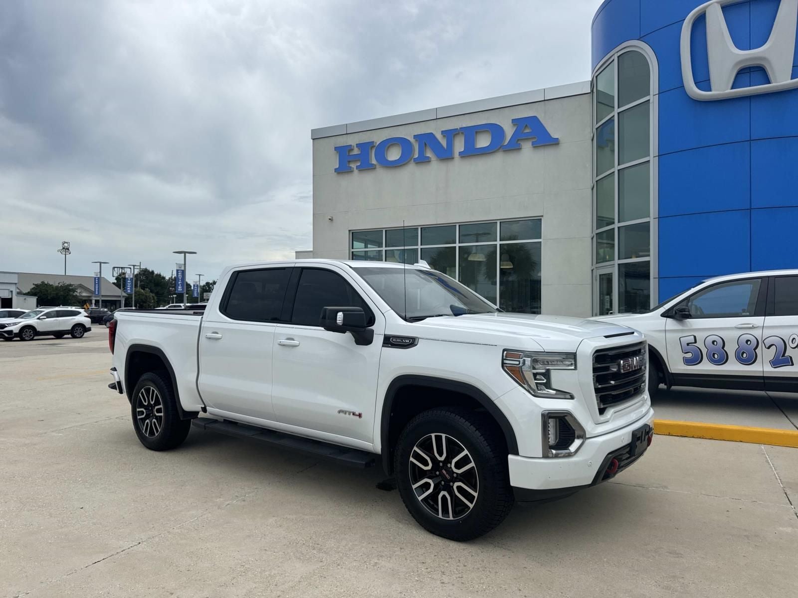 2019 GMC Sierra 1500 AT4