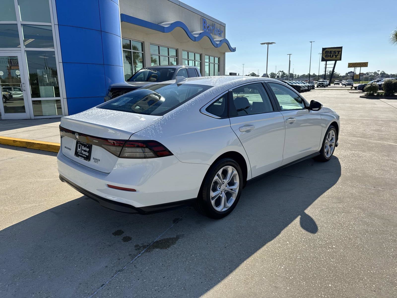 2025 Honda Accord LX - Photo 8