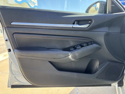 2023 Nissan Altima 2.0 SR