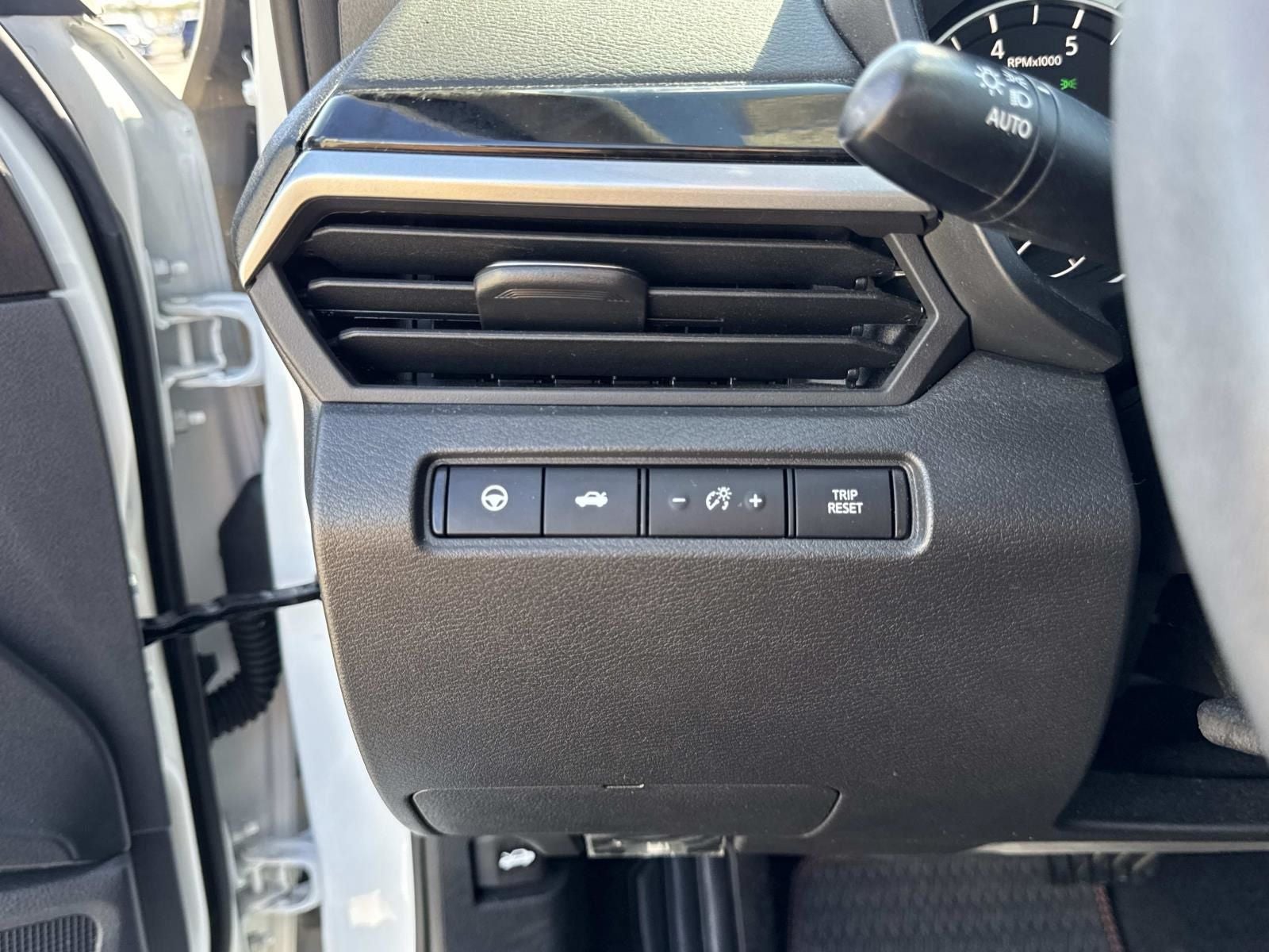 2023 Nissan Altima 2.0 SR