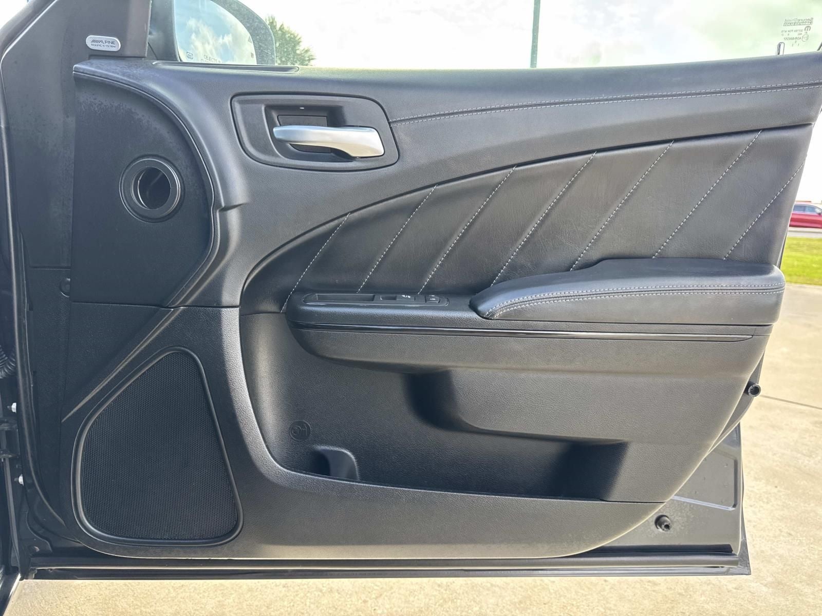 2019 Dodge Charger SXT