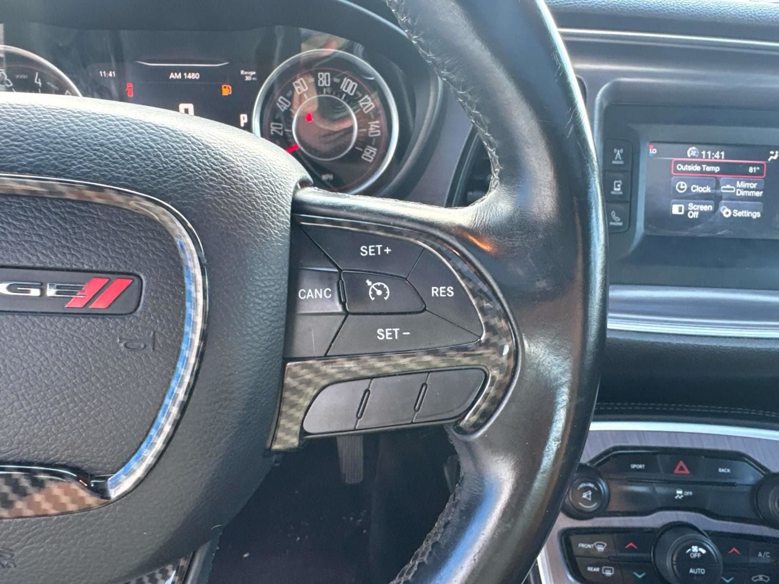 2015 Dodge Challenger SXT