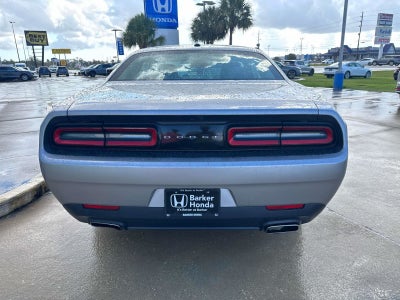 2015 Dodge Challenger SXT