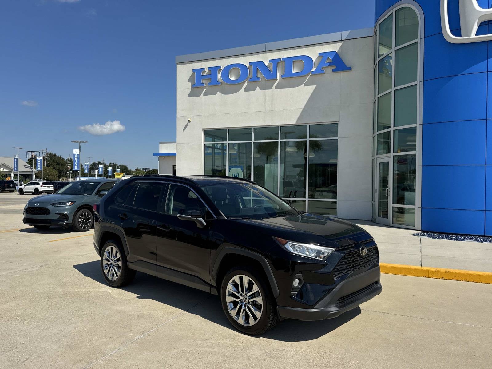 2021 Toyota RAV4 XLE Premium