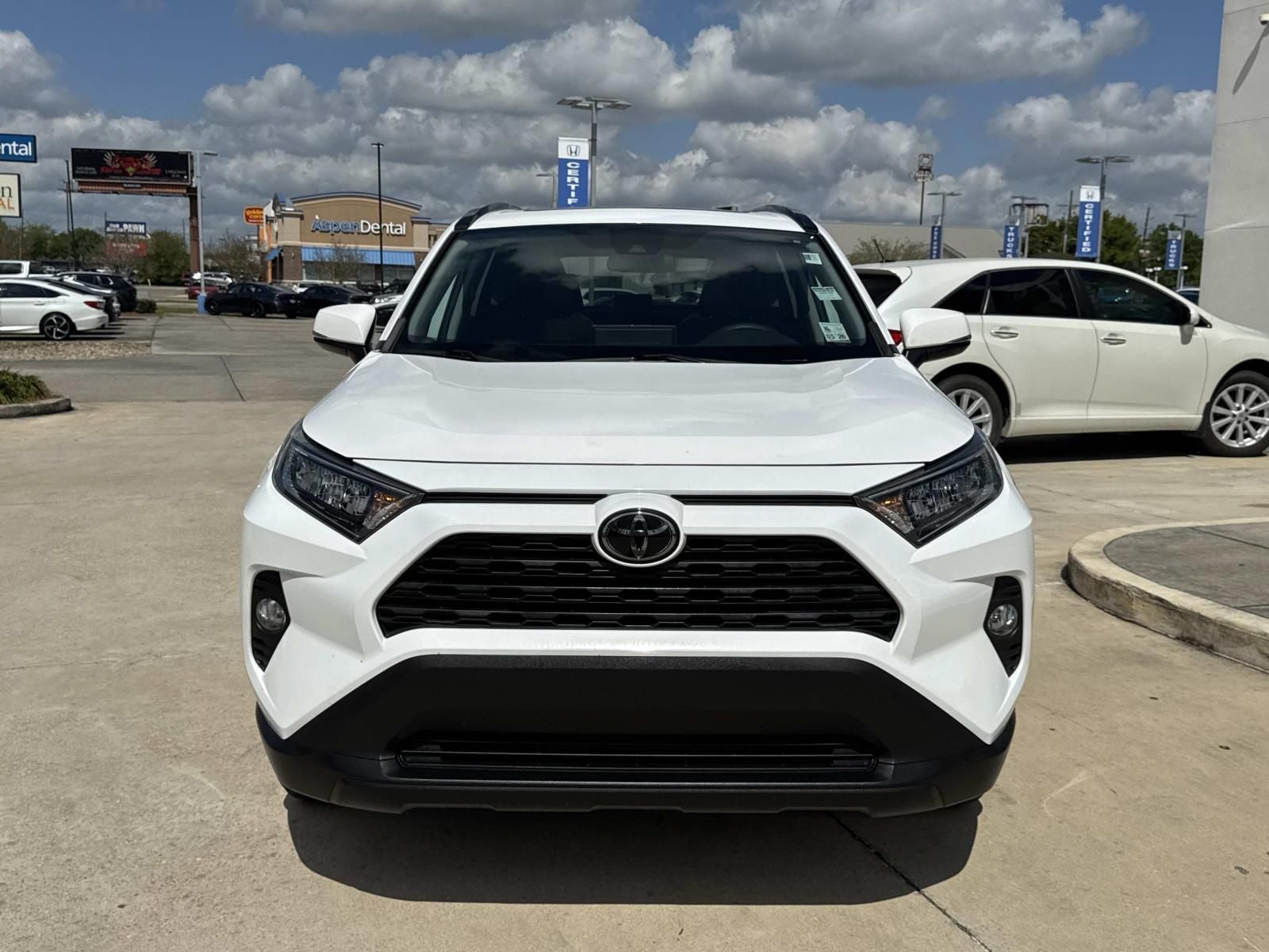 2020 Toyota RAV4 XLE