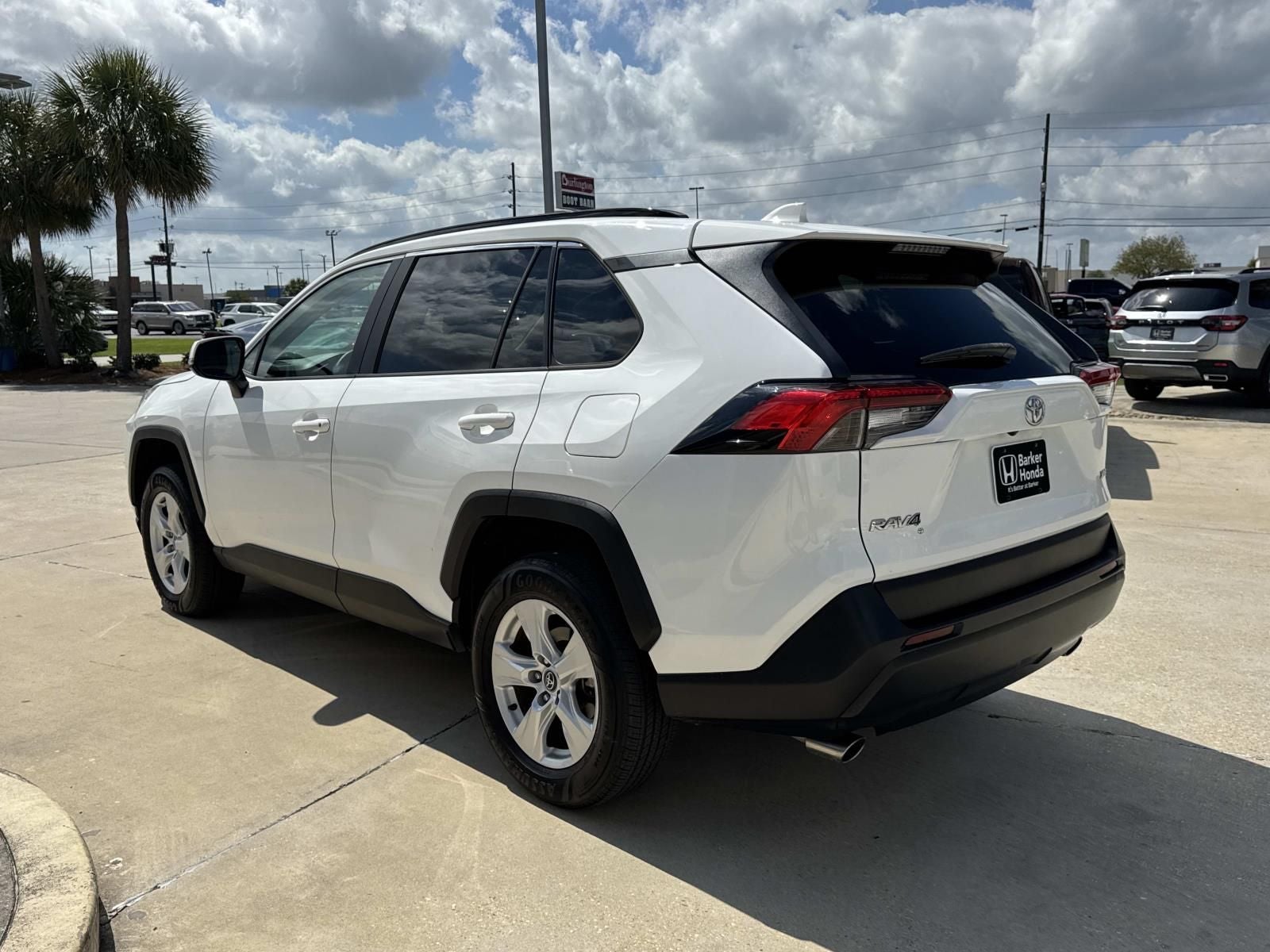 2020 Toyota RAV4 XLE