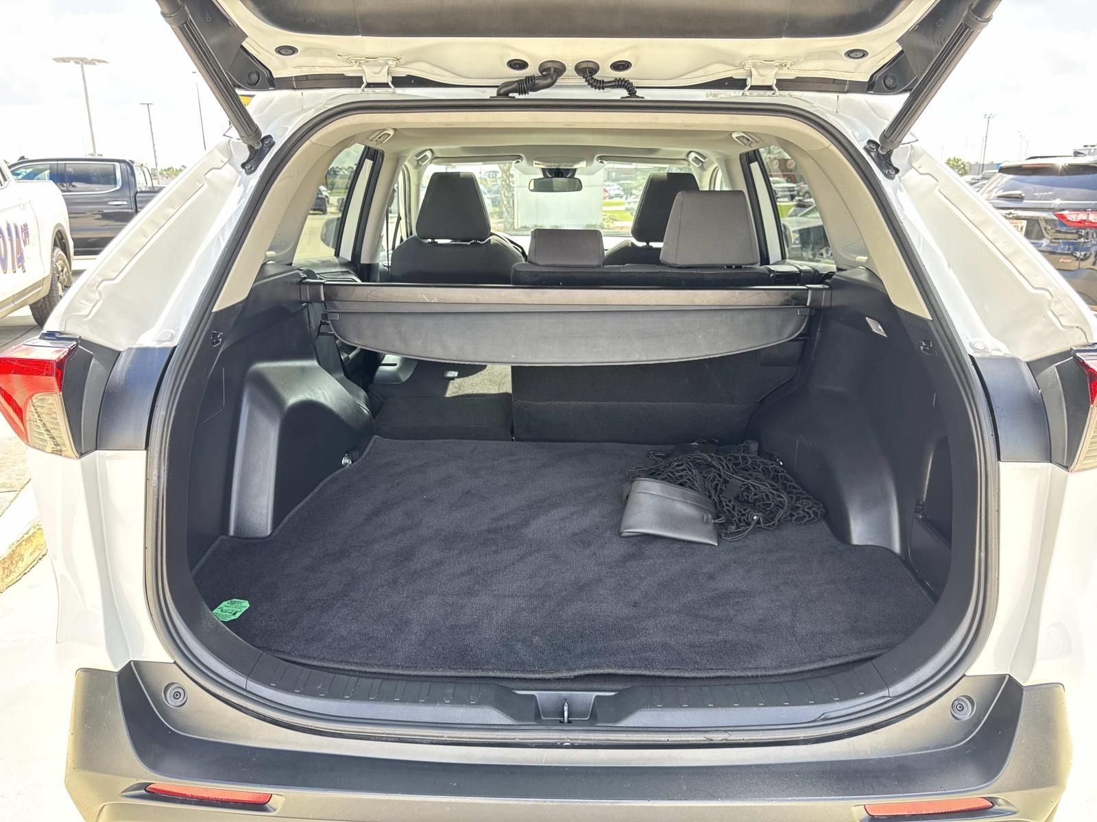 2020 Toyota RAV4 XLE