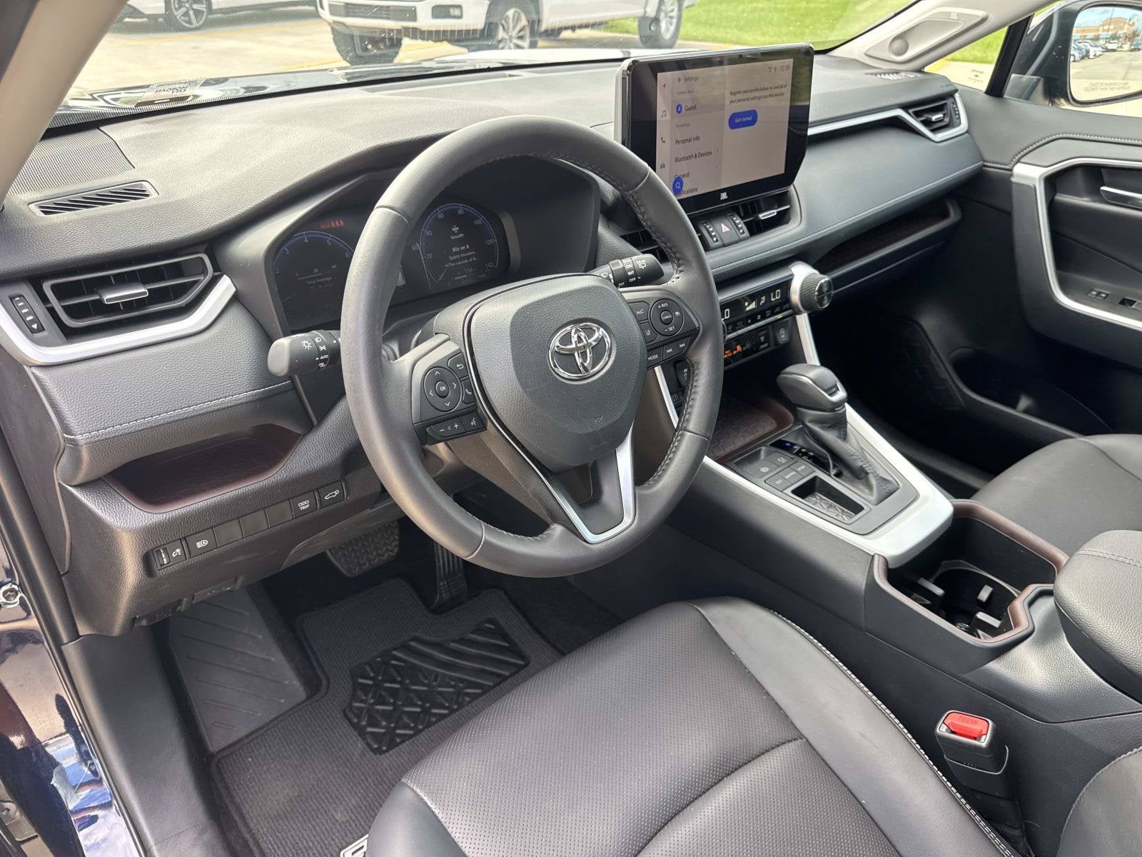 2025 Toyota RAV4 Limited