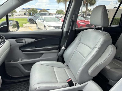 2022 Honda Pilot Touring 7 Passenger