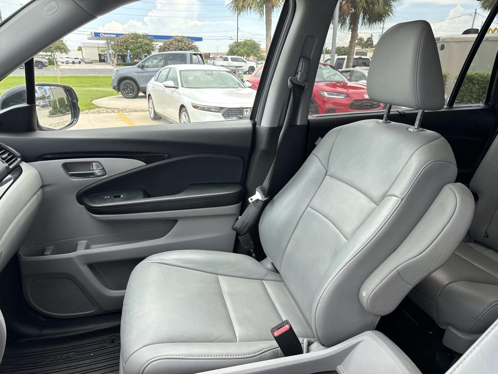 2022 Honda Pilot Touring 7 Passenger