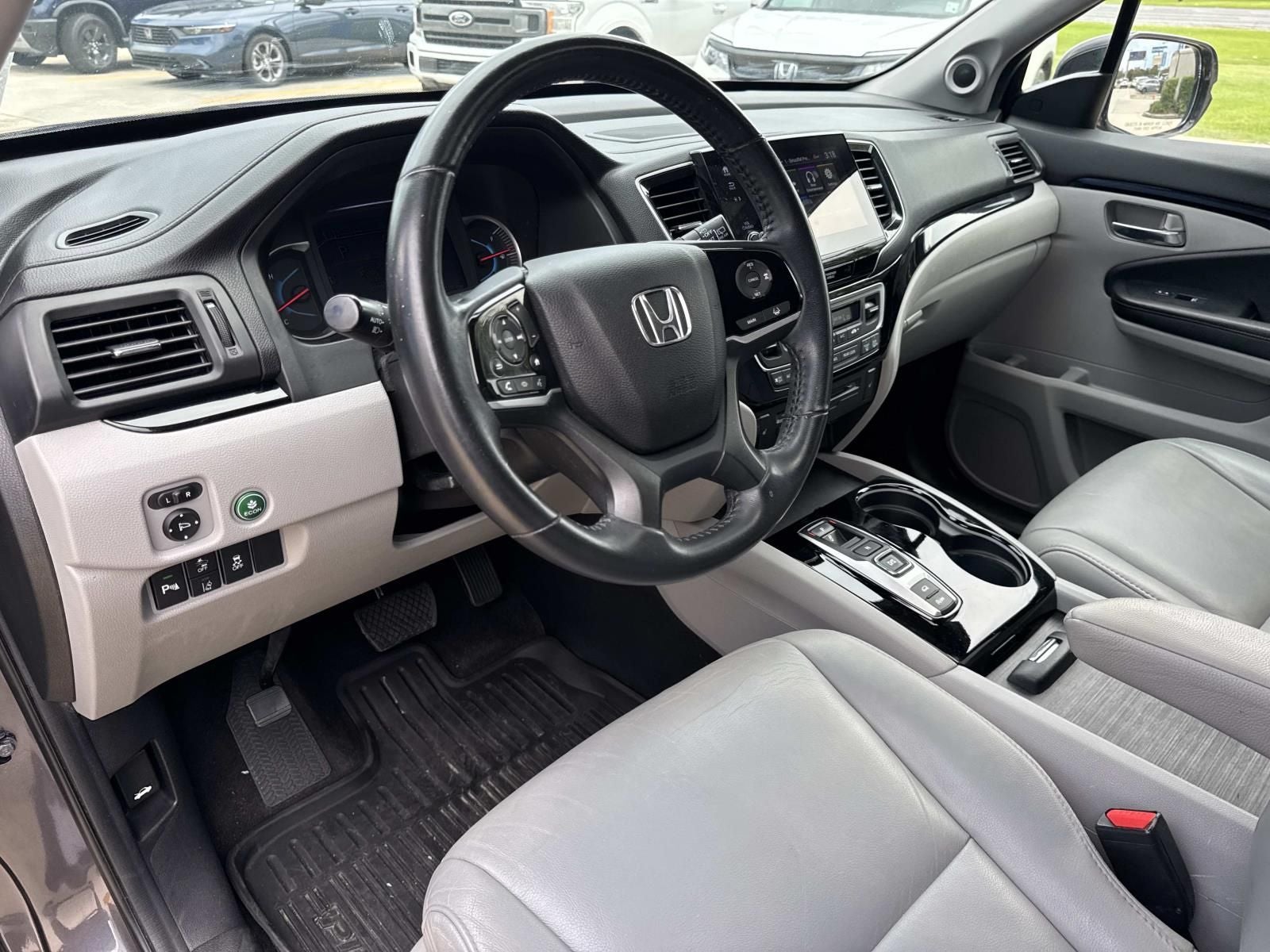 2022 Honda Pilot Touring 7 Passenger