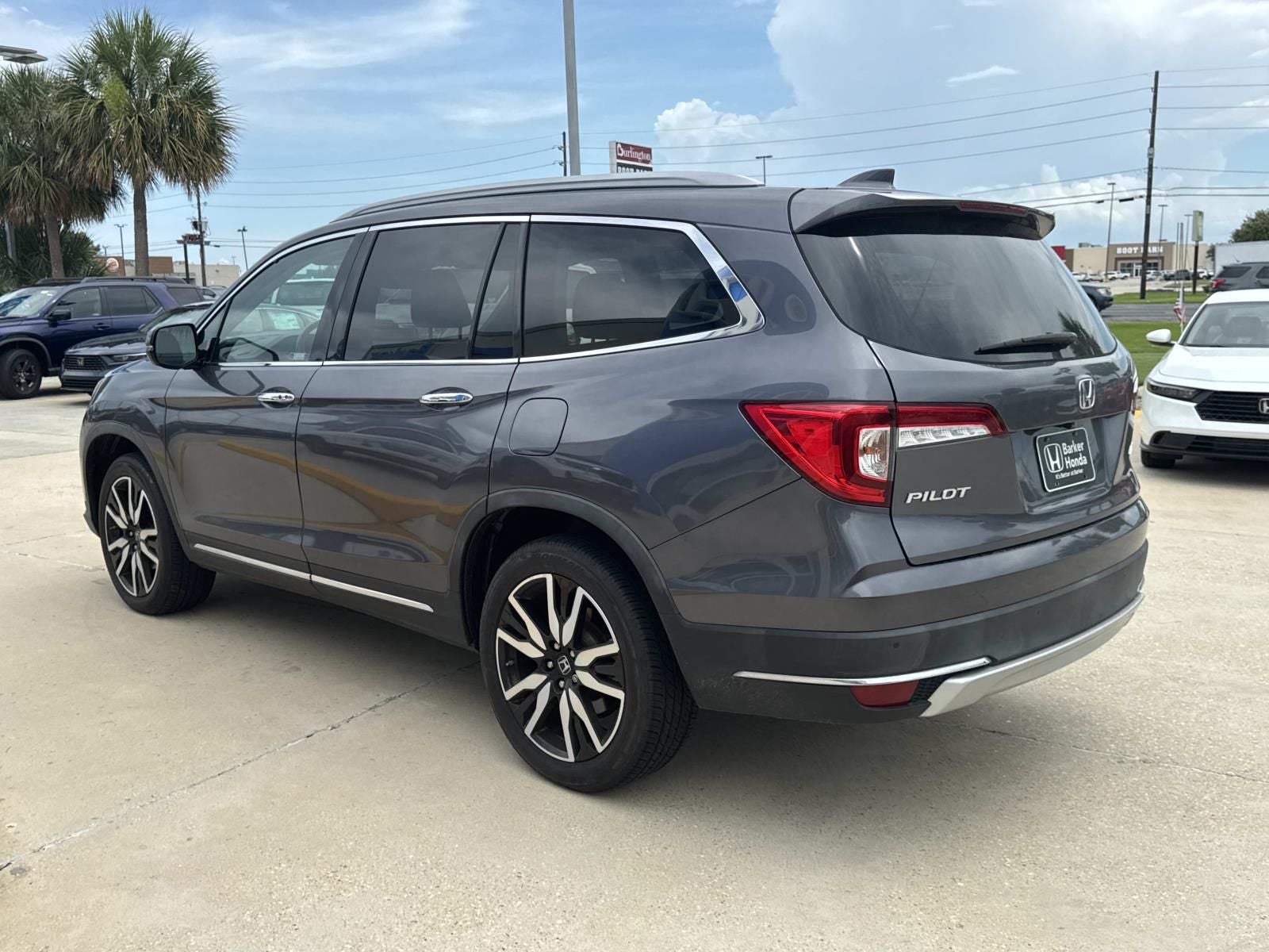 2022 Honda Pilot Touring 7 Passenger