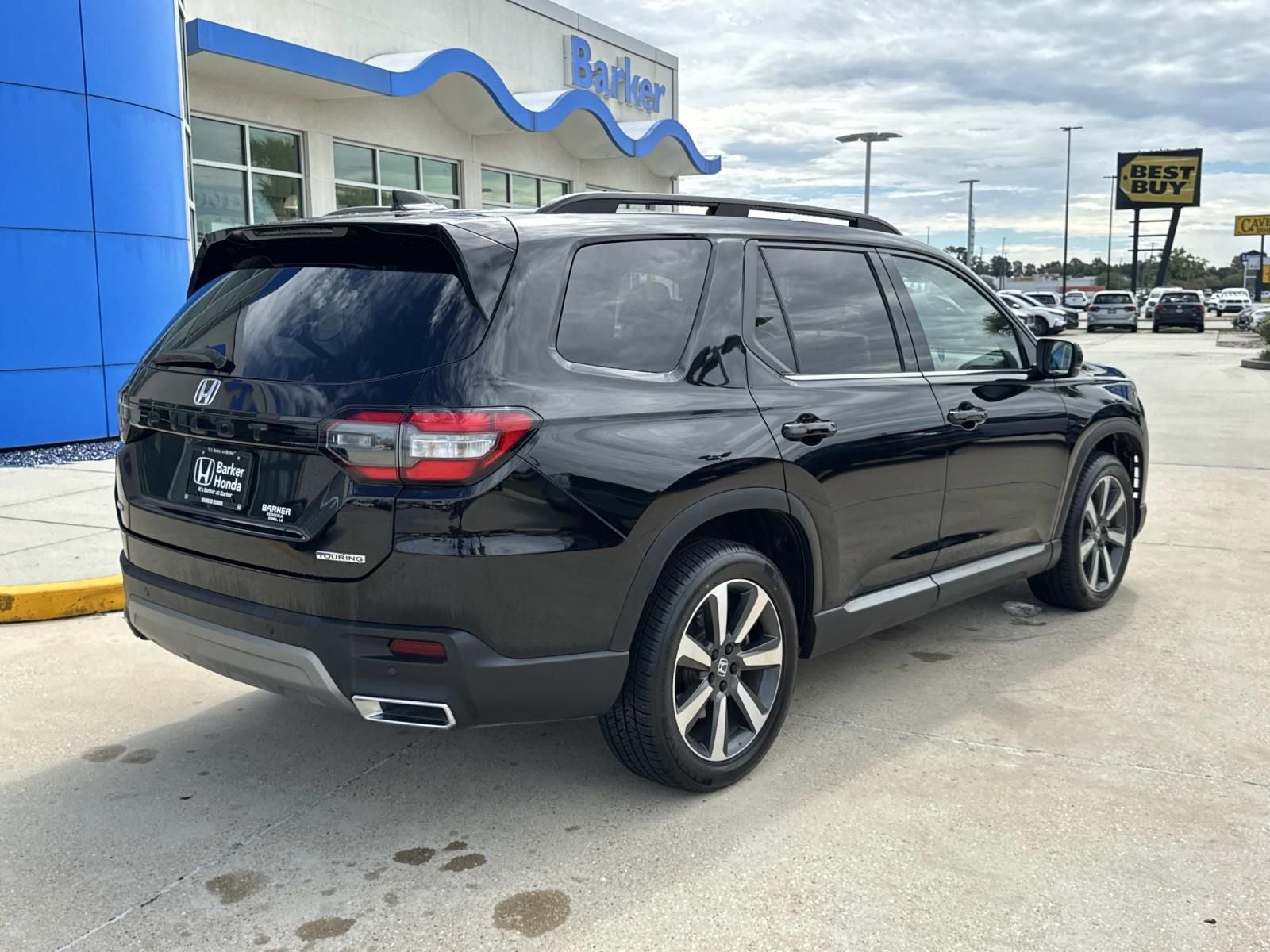 2024 Honda Pilot Touring