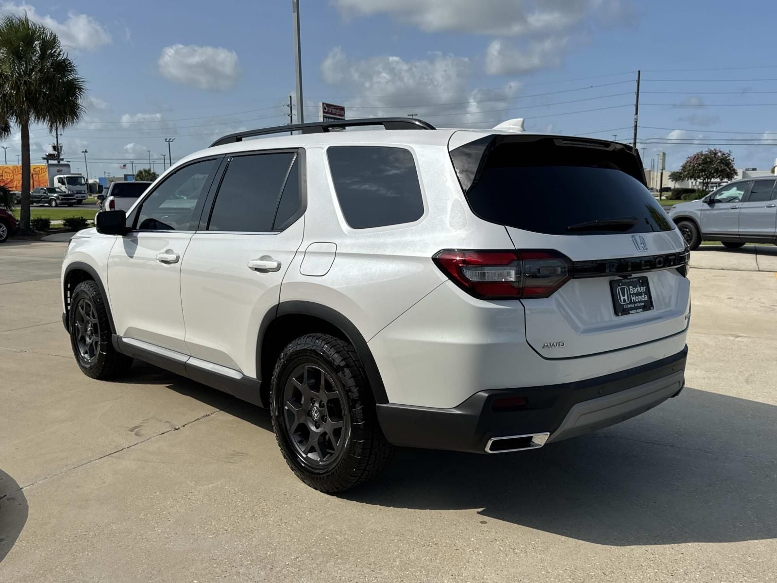 2024 Honda Pilot Touring