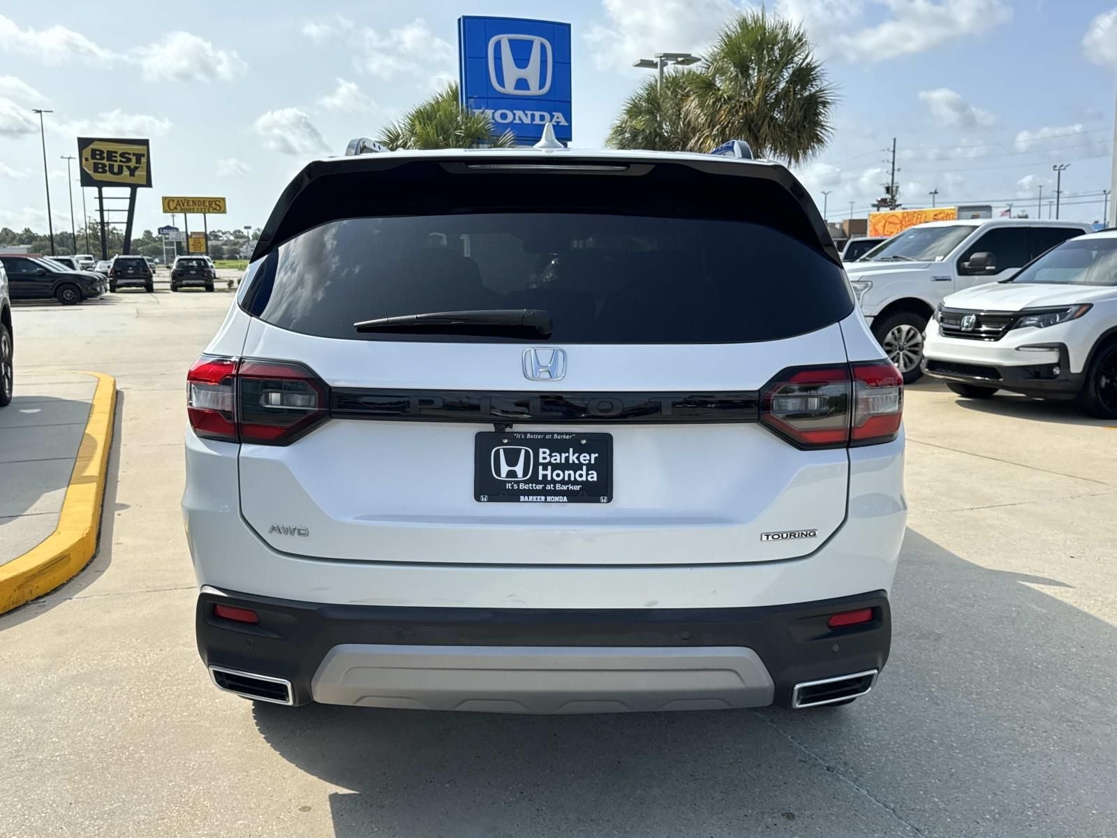 2024 Honda Pilot Touring