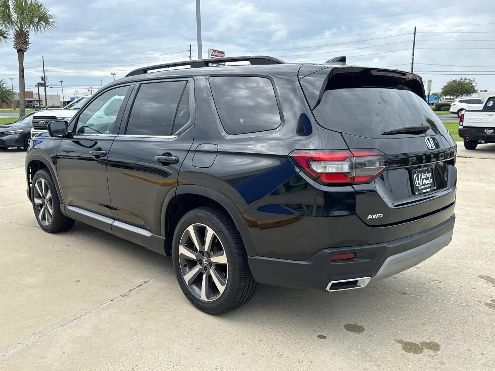 2023 Honda Pilot Touring