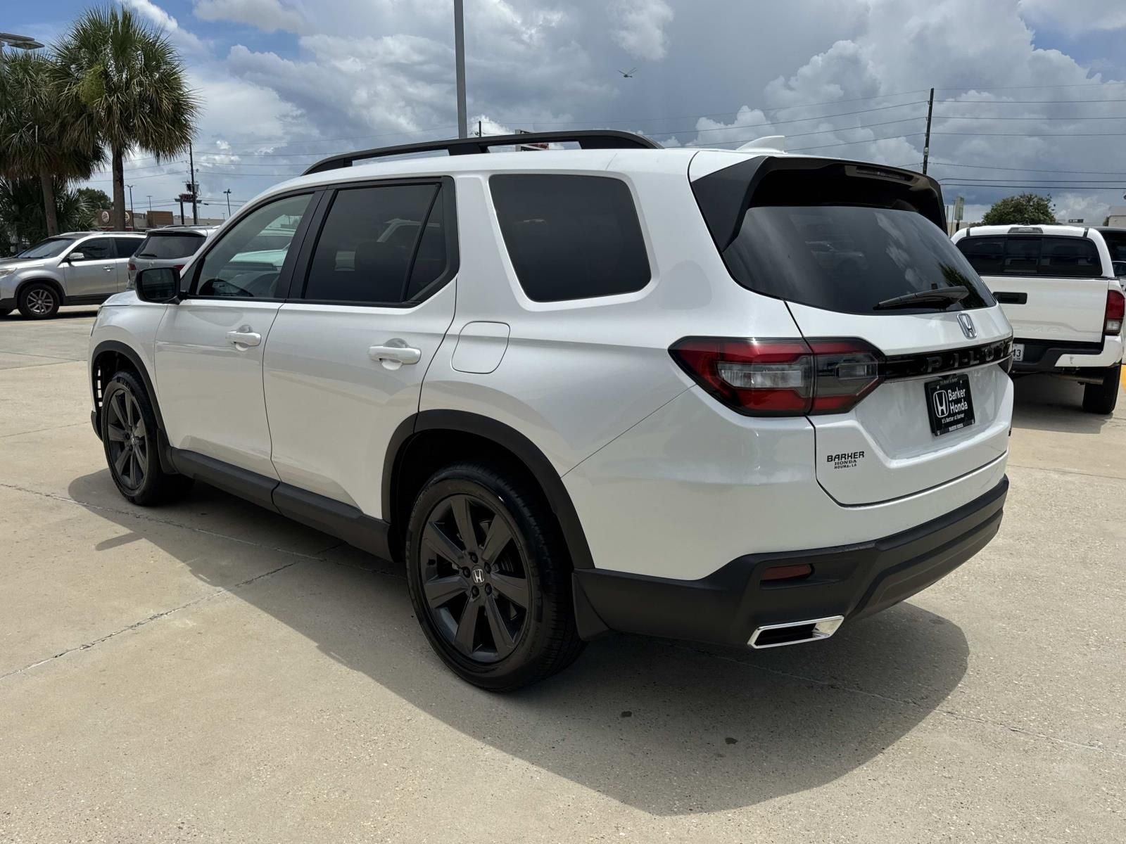 2025 Honda Pilot Sport