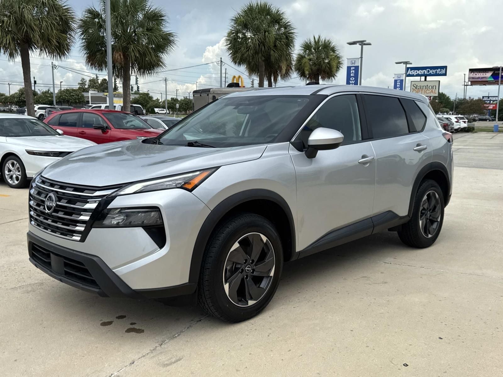 2025 Nissan Rogue SV