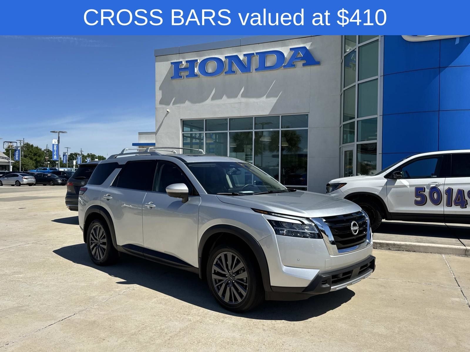2024 Nissan Pathfinder SL