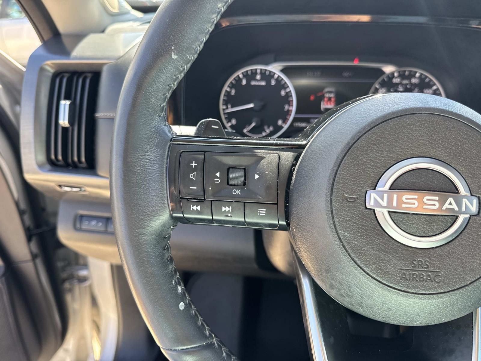 2024 Nissan Pathfinder SL
