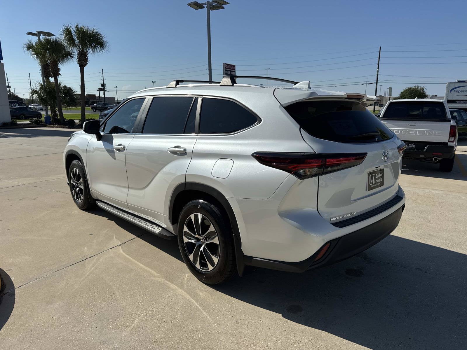 2024 Toyota Highlander XLE