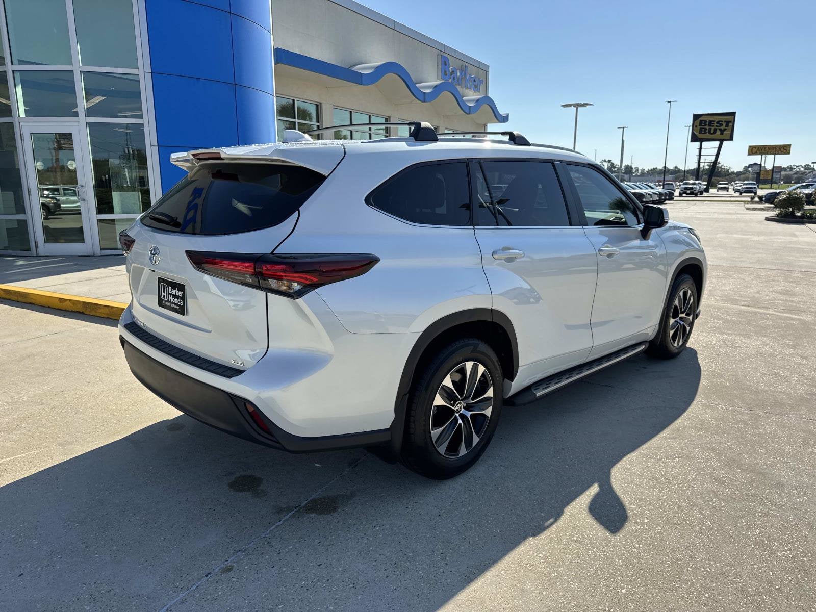 2024 Toyota Highlander XLE