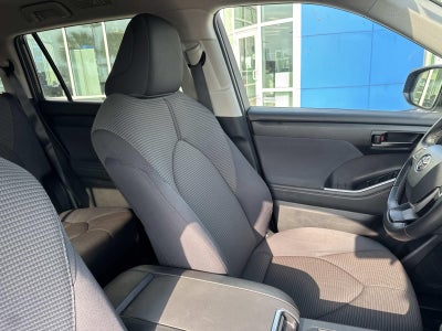 2024 Toyota Highlander LE