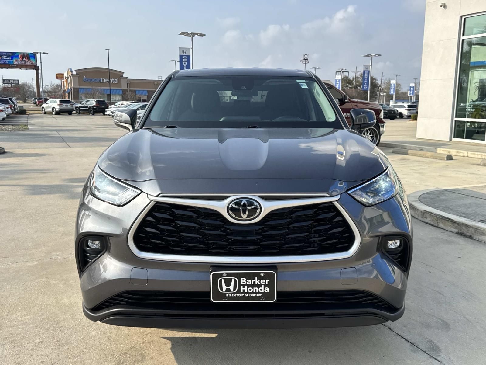 2024 Toyota Highlander LE