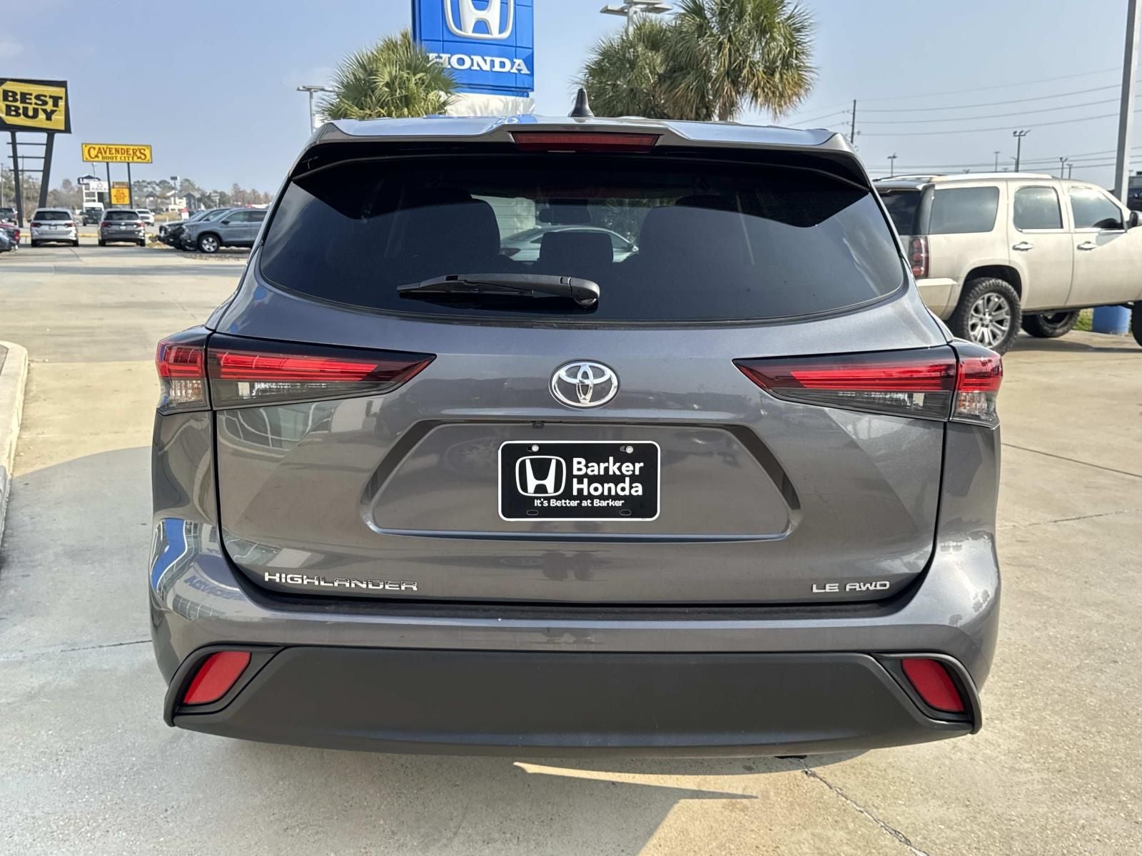 2024 Toyota Highlander LE