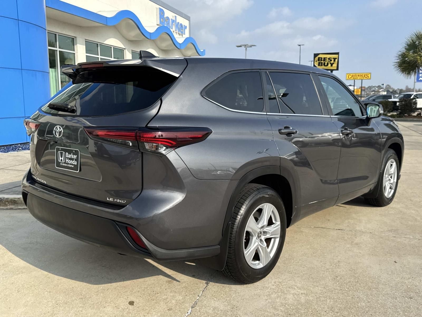 2024 Toyota Highlander LE