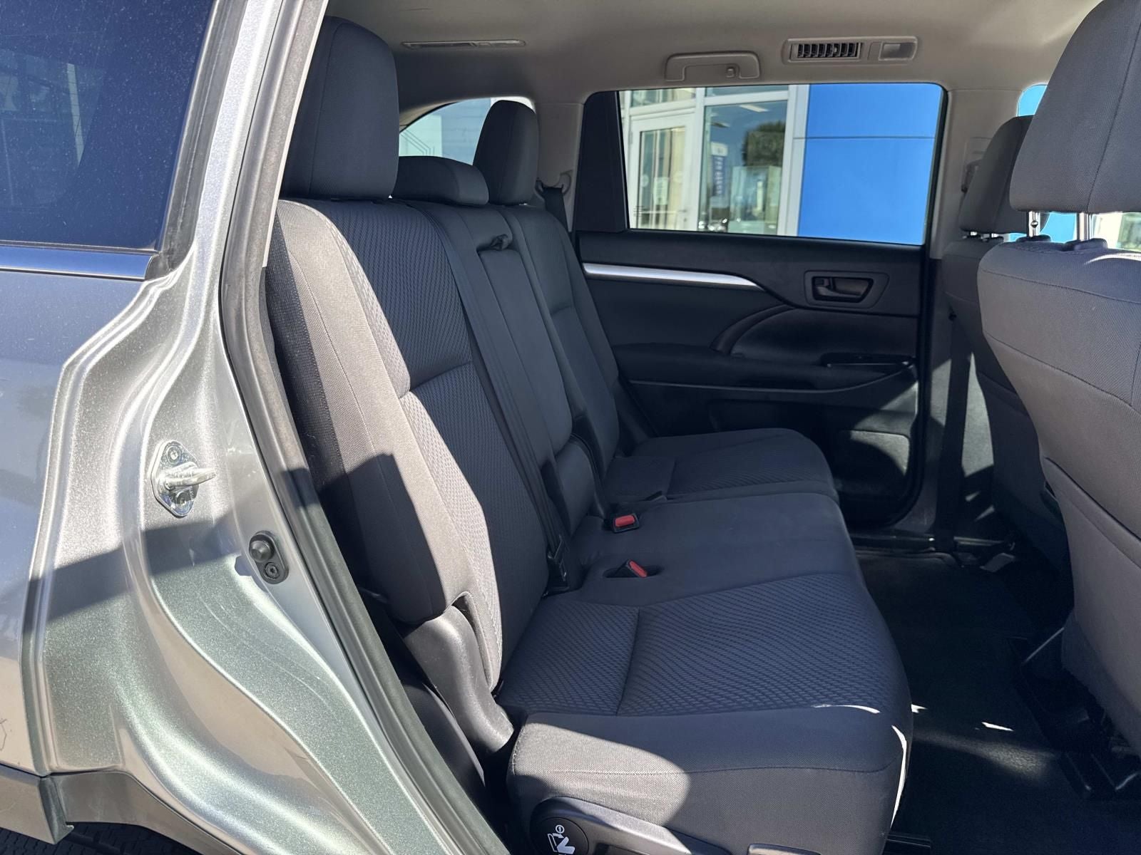 2017 Toyota Highlander LE