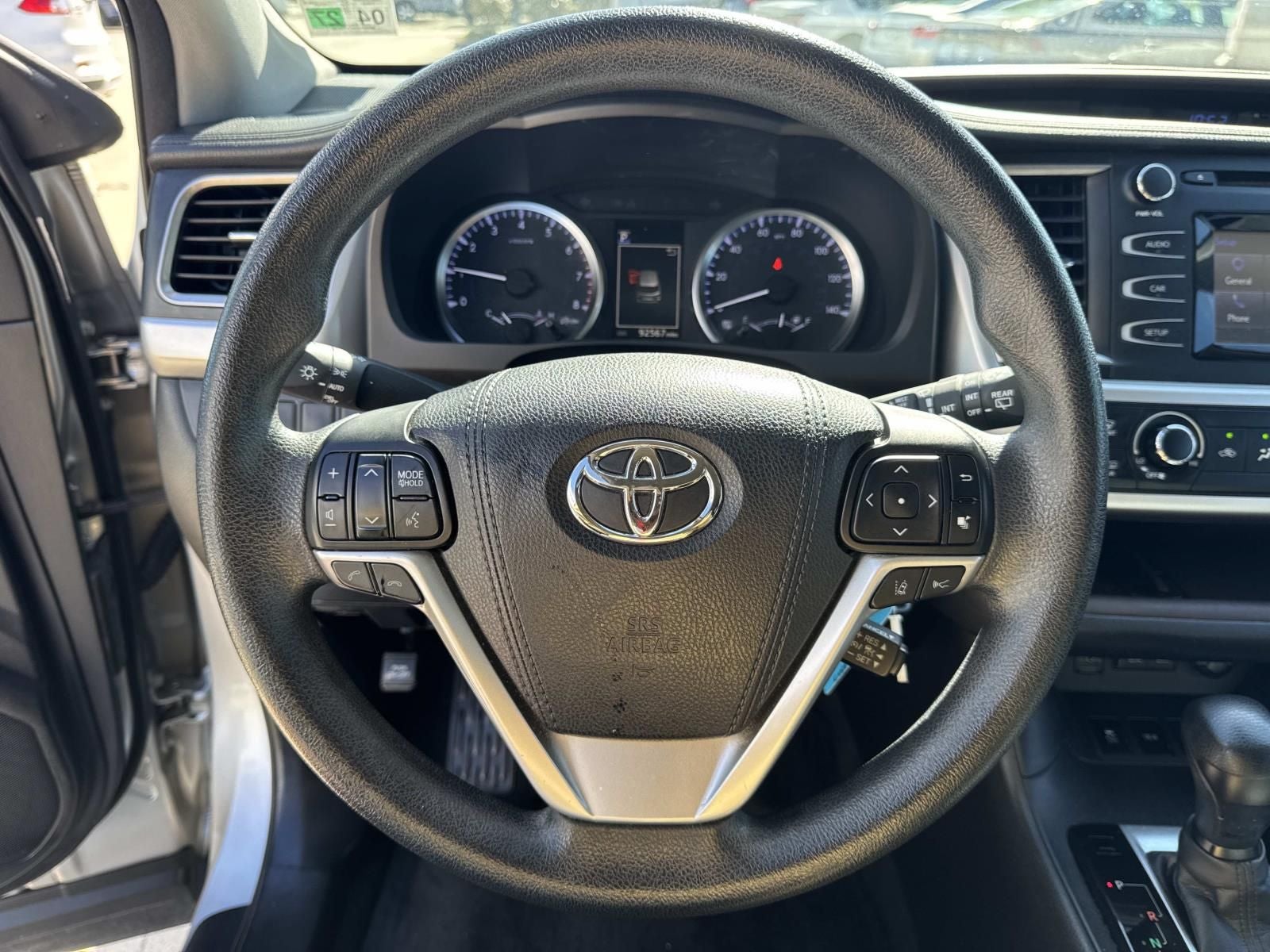 2017 Toyota Highlander LE
