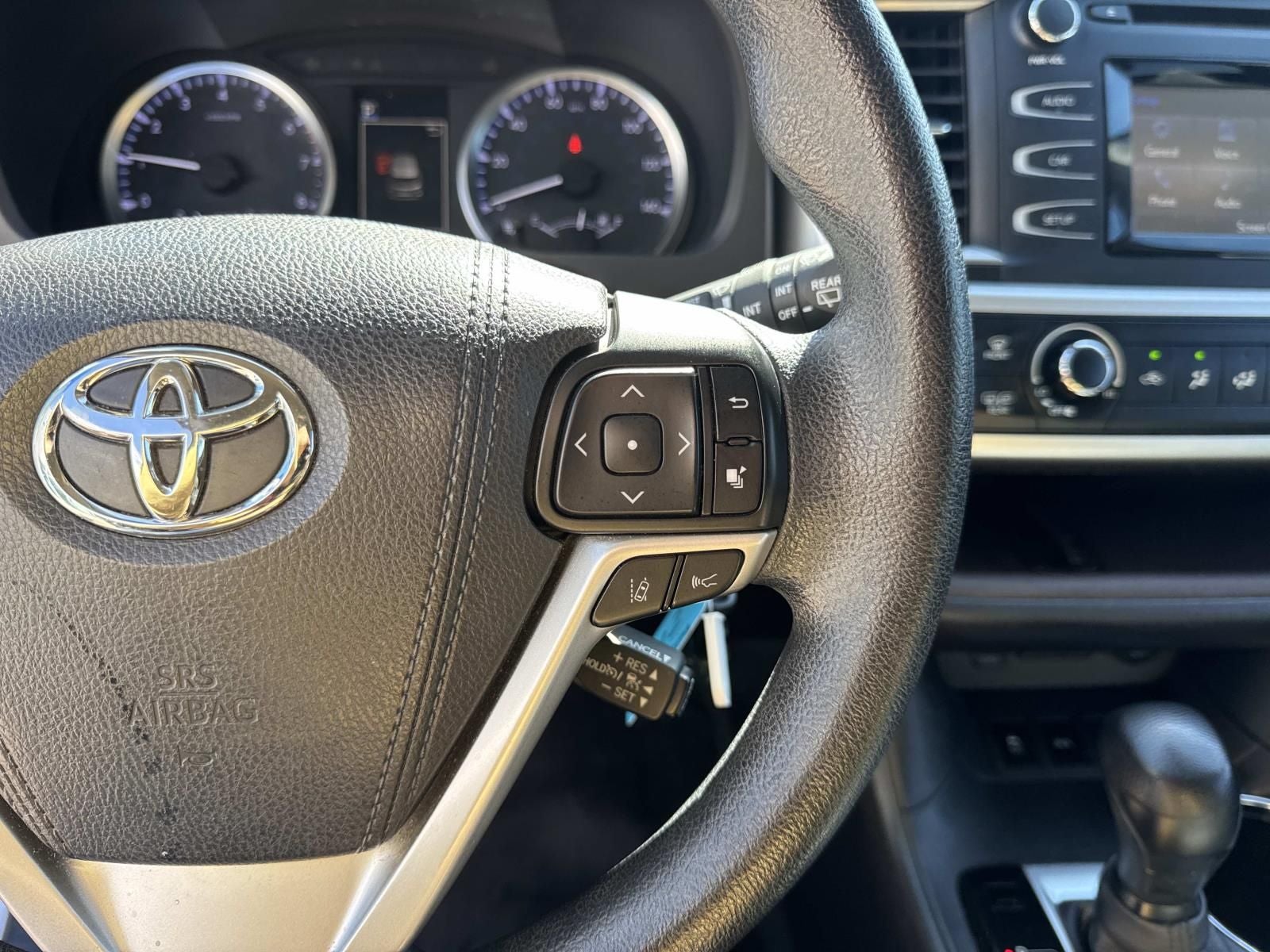 2017 Toyota Highlander LE