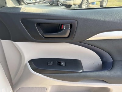 2019 Toyota Highlander LE