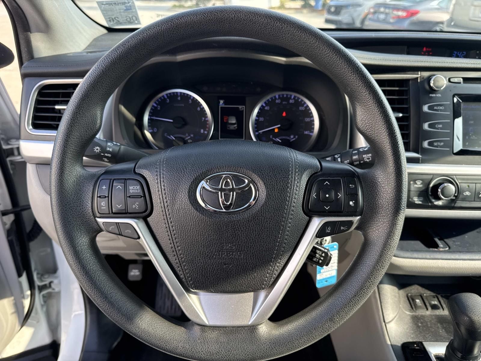 2019 Toyota Highlander LE