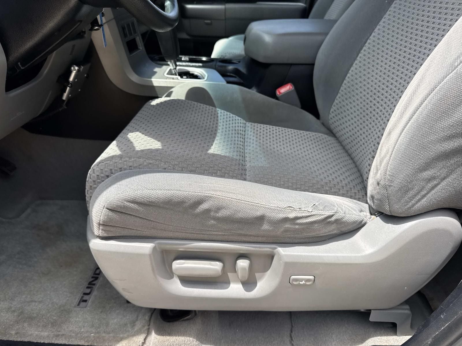 2010 Toyota Tundra Grade 4.6L V8